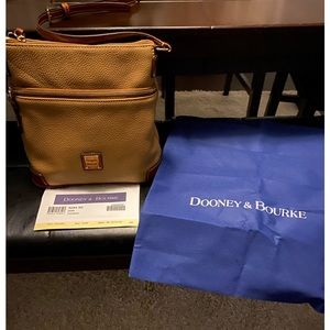 Dooney and Bourke crossbody great condition with dust bag